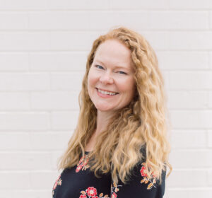 Jenny Friedrichs, owner of Golden Hour Elopements