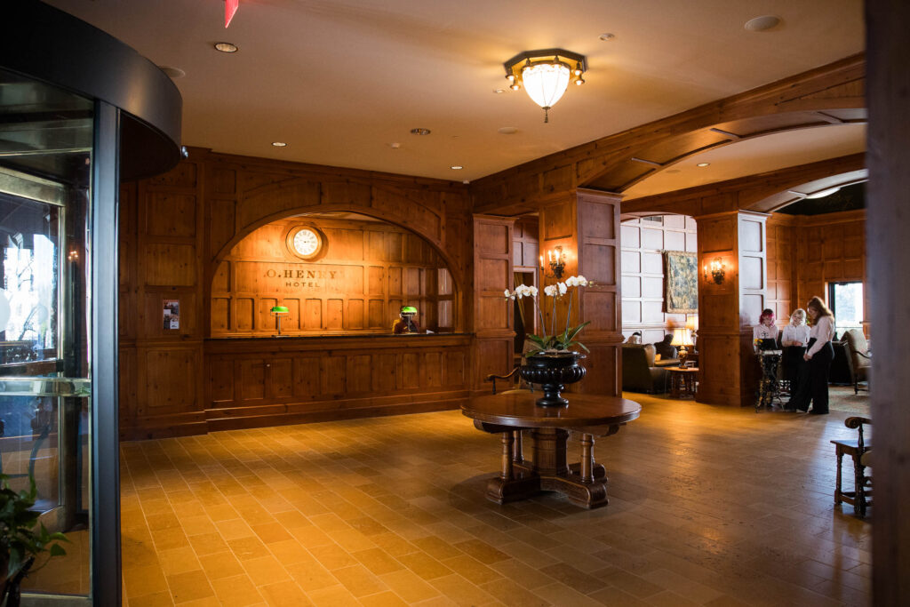 o.henry hotel lobby