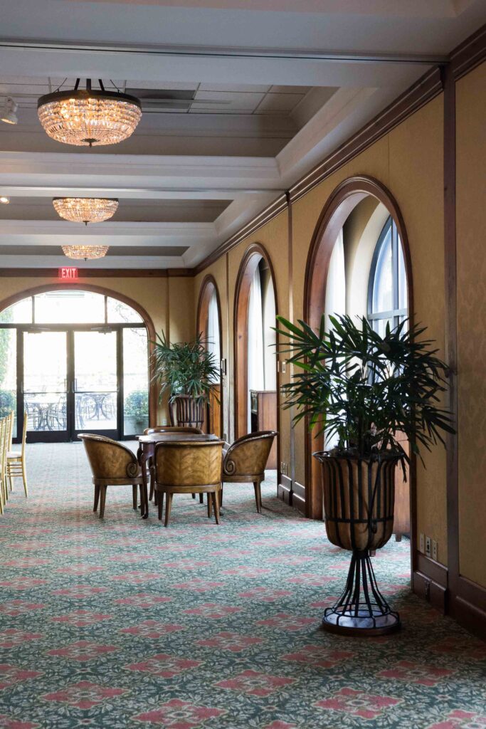 O.Henry Hotel entrance and lobby areas