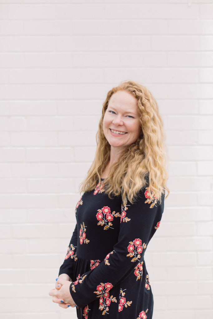 Jenny Friedrichs of Golden Hour Elopements